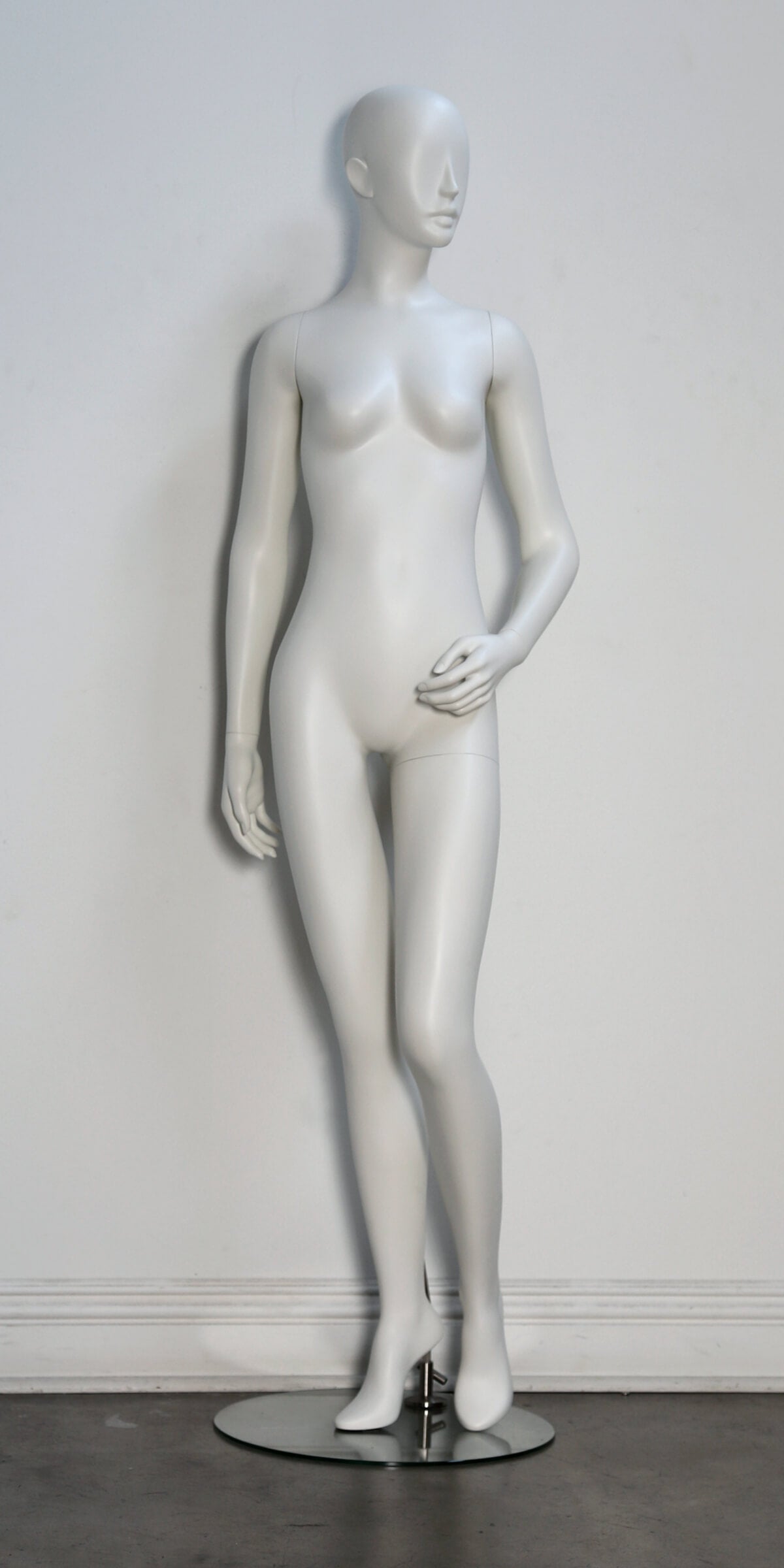 CONT-F2 - Fashion Female Mannequin, Abstract Head