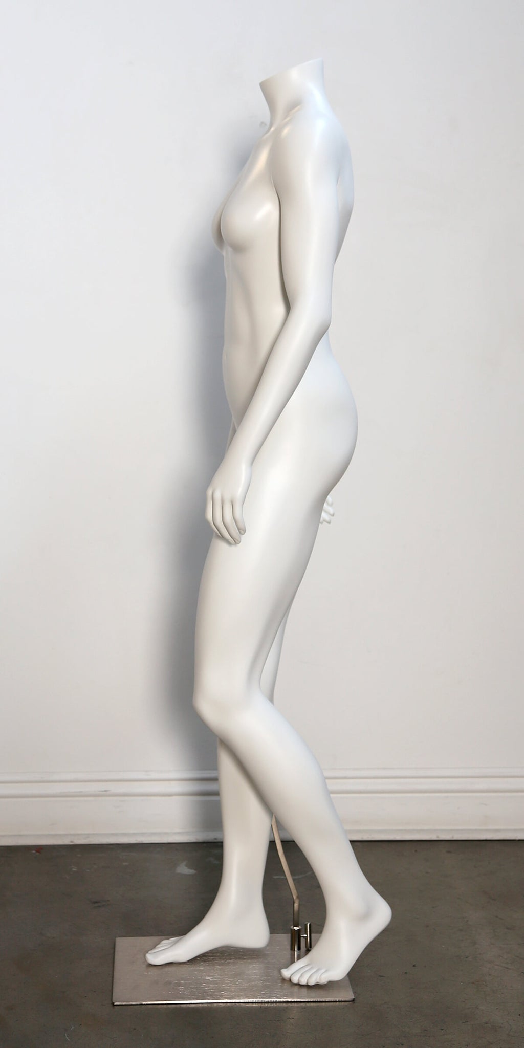 Athletic Female Mannequin, Headless - FIT2